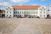 Thumbnail image of City Council Offices Stadtverwaltung on the Market Square, Wismar, Mecklenburg-Vorpommern, Germany
