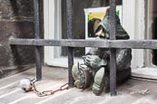 Thumbnail image of The gnomes of Wroclaw, Wiezien – prisoner, Poland