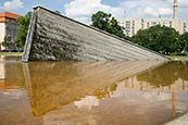 Berlin Wall Memorial In Invalidenpark - Fountain Sinkende Mauer By Christophe Girot, Berlin, Germany